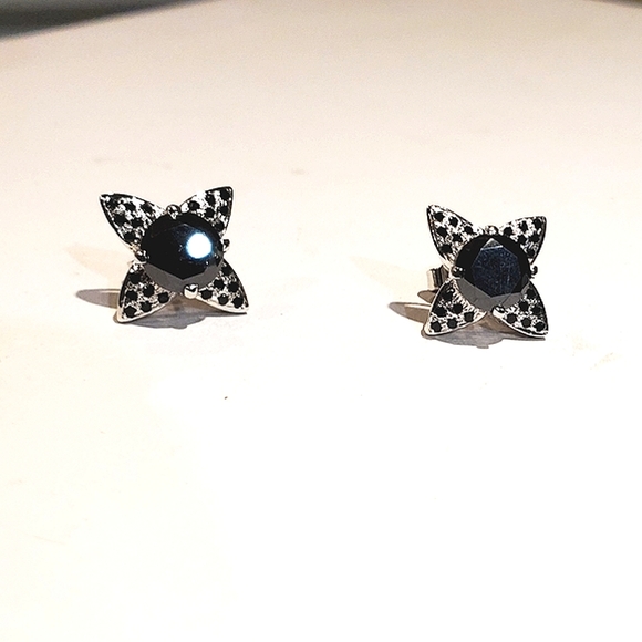 GENUINE MOISSANITE 4 cwt -black EARRINGS .925 - Picture 2 of 8